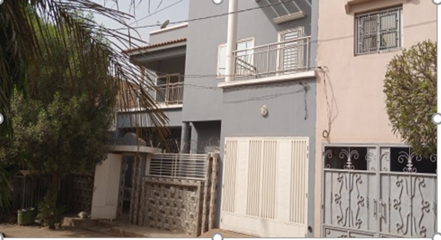 Image de Très Belle villa en R+1 à Quartier Mali - Maison