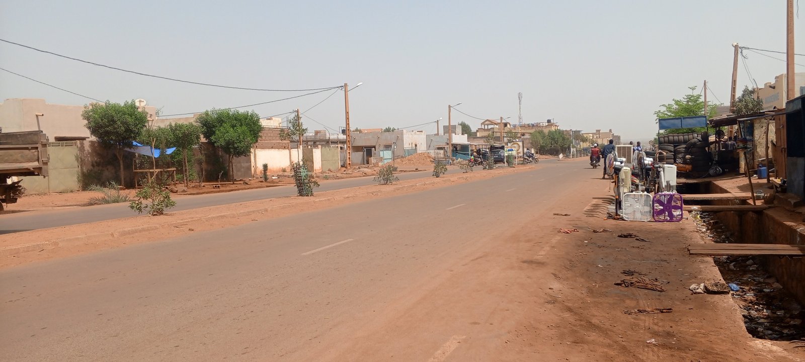 Image de Maison en RDC habitable à FARAKO - MOUTOUGOULA - Maison